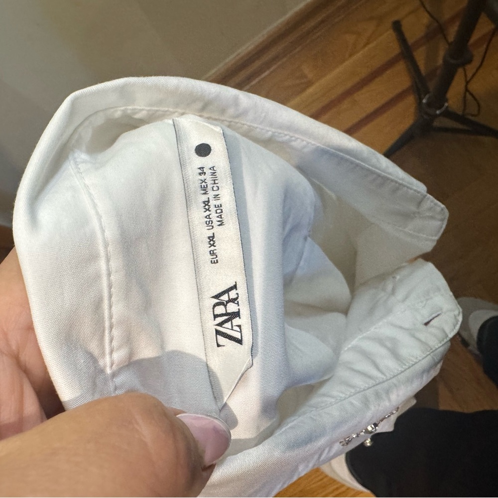 Zara White Blouse with Silver Embellishments - Picture 11 of 16